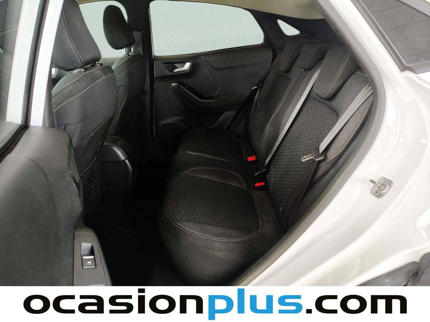 Foto asientos traseros Ford Puma Ford Puma 1.5 Ecoblue Titanium (120 CV)