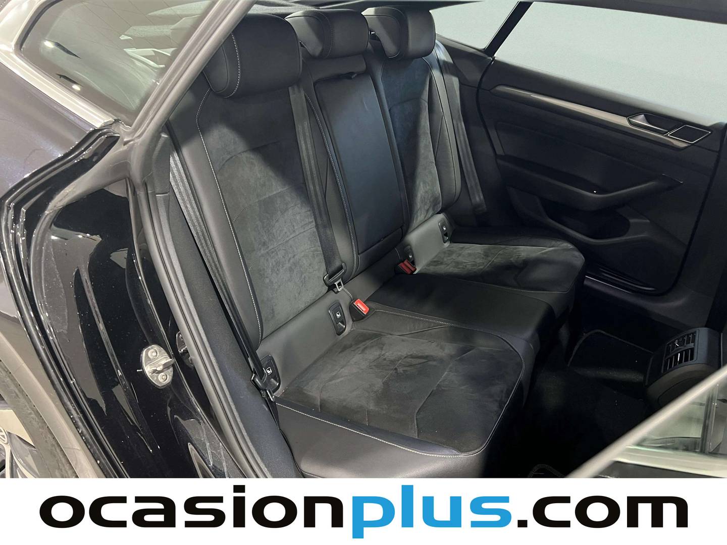 Volkswagen Arteon Volkswagen Arteon R-Line 2.0 TDI (150 CV) DSG km 0