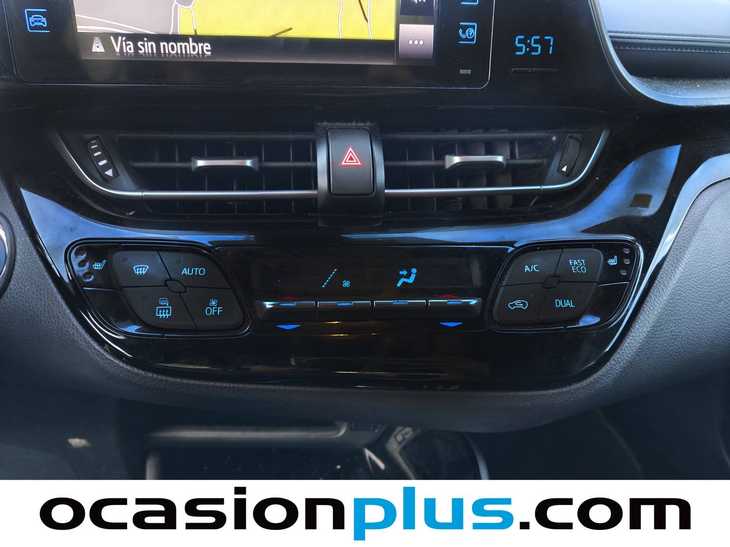 Foto Toyota C-HR Toyota C-HR 1.8 125H Style Plus  (122 CV)