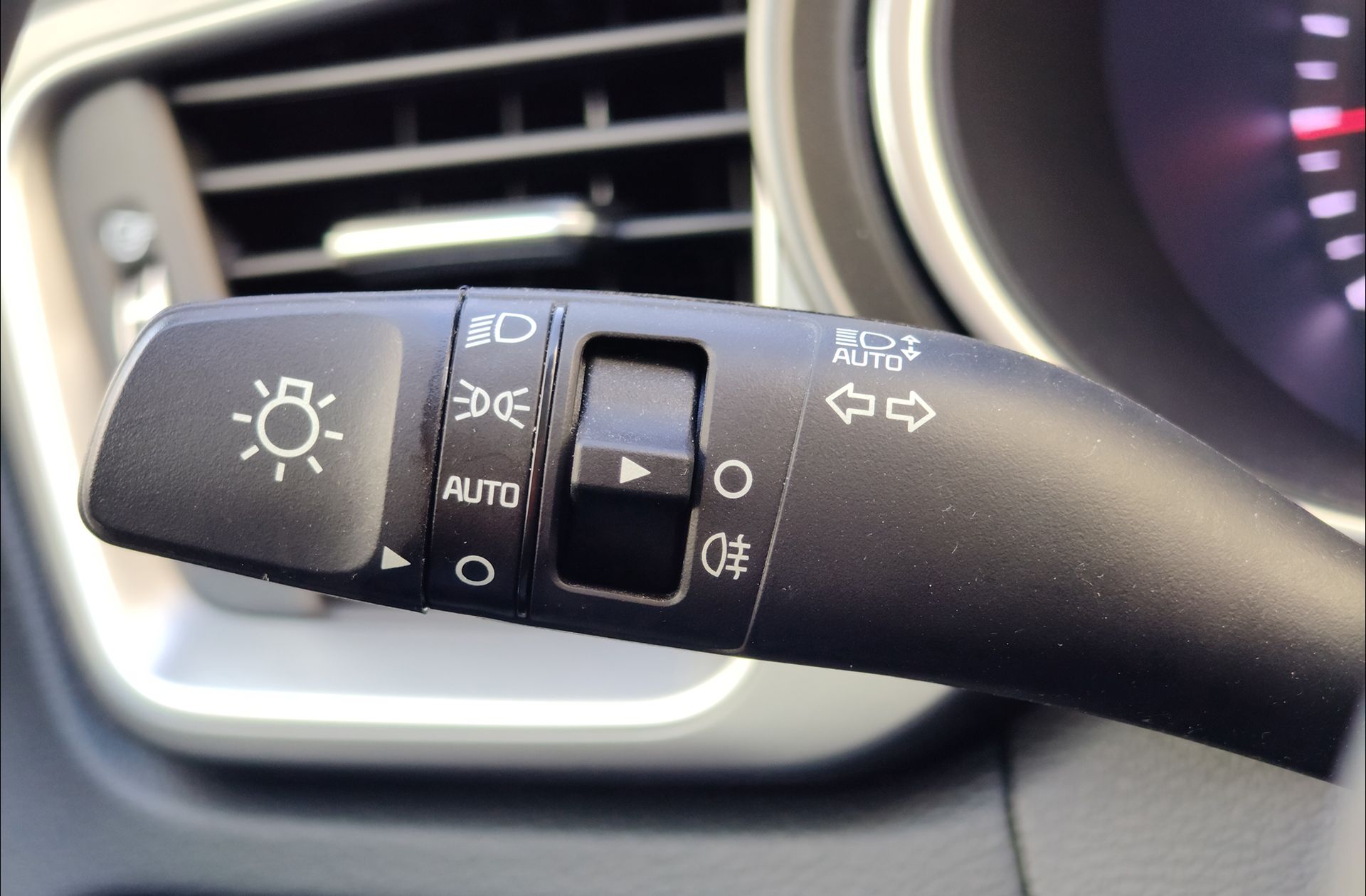 Kia Ceed 1.0 T-GDi Concept - foto 25