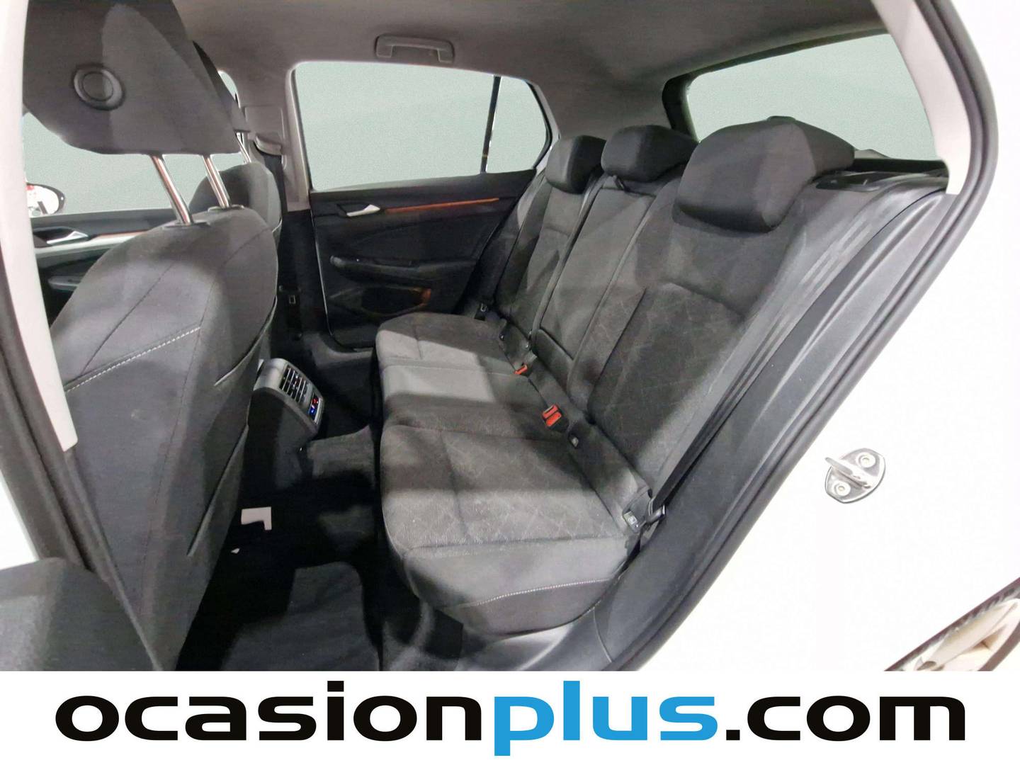 Foto asientos traseros Volkswagen Golf Volkswagen Golf Life 1.0 eTSI (110 CV) DSG