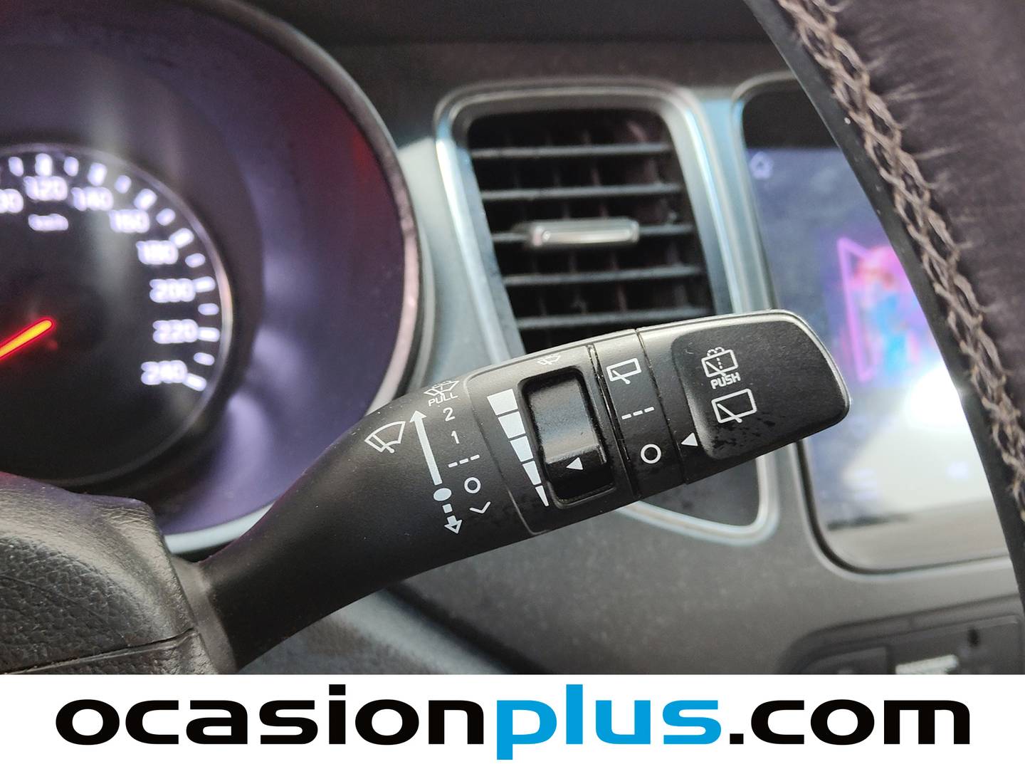 Equipamiento del KIA Carens KIA Carens 1.7 CRDi VGT Drive Eco-Dynamics (115 CV) 7 Plazas