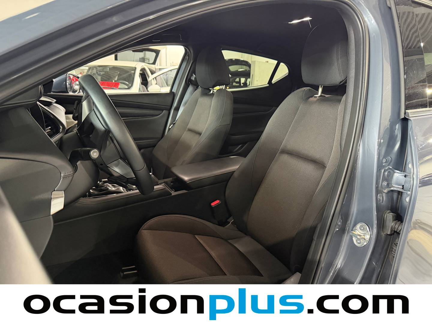 Foto asientos delanteros Mazda Mazda3 Mazda Mazda 3 2.0 e-SKYACTIV-G Exclusive-Line Plus AT (150 CV)