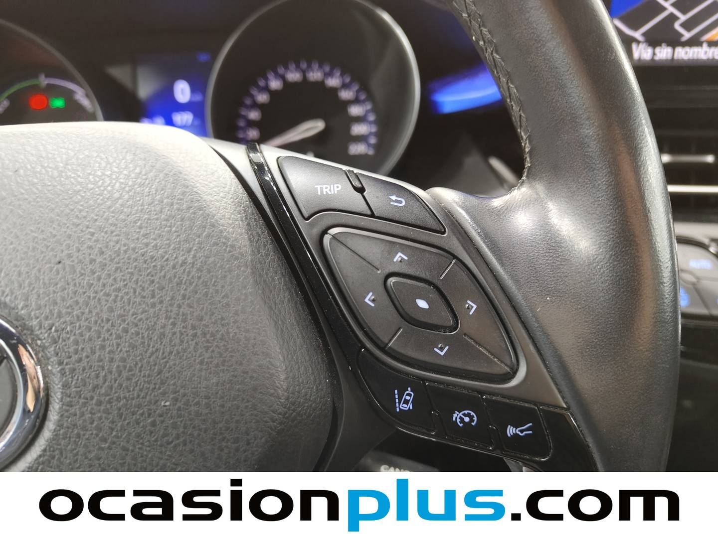 Foto Toyota C-HR Toyota C-HR 1.8 125H Dynamic Plus 90 kW (122 CV)