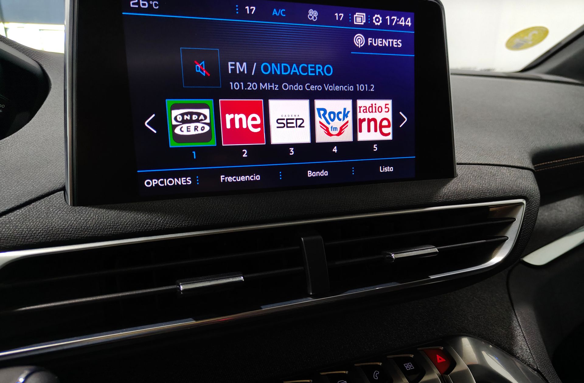Peugeot 5008 BlueHDi 150 GT-Line - foto 44