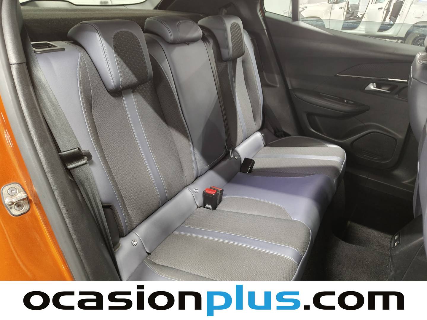 Foto Peugeot 2008 Peugeot 2008 PureTech 130 S&S Allure (130 CV)