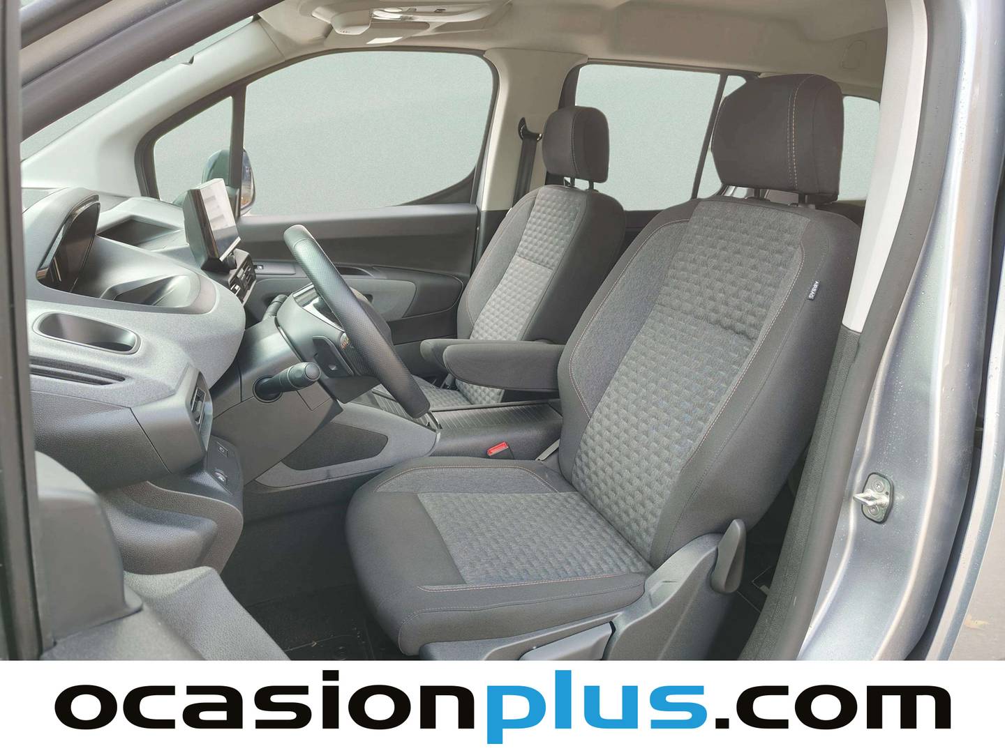 Foto Peugeot Rifter Peugeot Rifter BlueHDi 130 GT Long EAT8 (130 CV) 7 Plazas