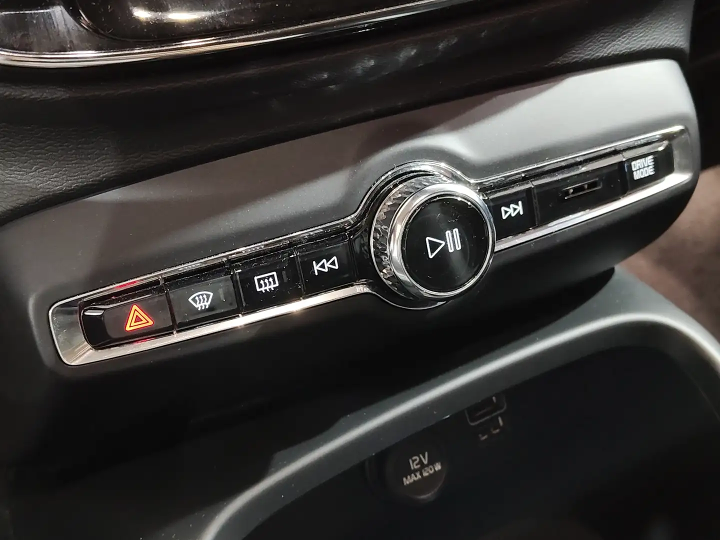 Foto Volvo XC40 Volvo XC40 D3 Business Plus (150 CV)