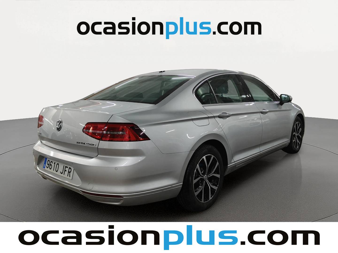 Foto trasera Volkswagen Passat Volkswagen Passat Advance 2.0 TDI BMT (150 CV) izquierda