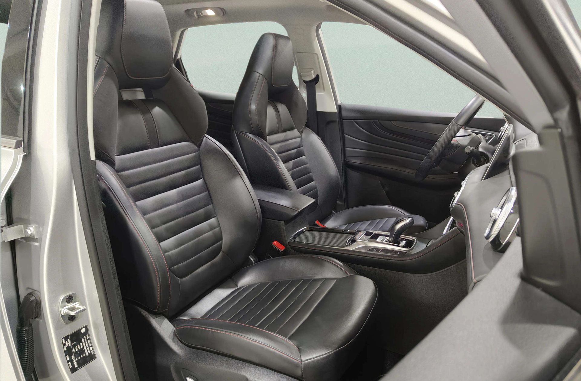 MG EHS 1.5 T-GDi PHEV Luxury - foto 23