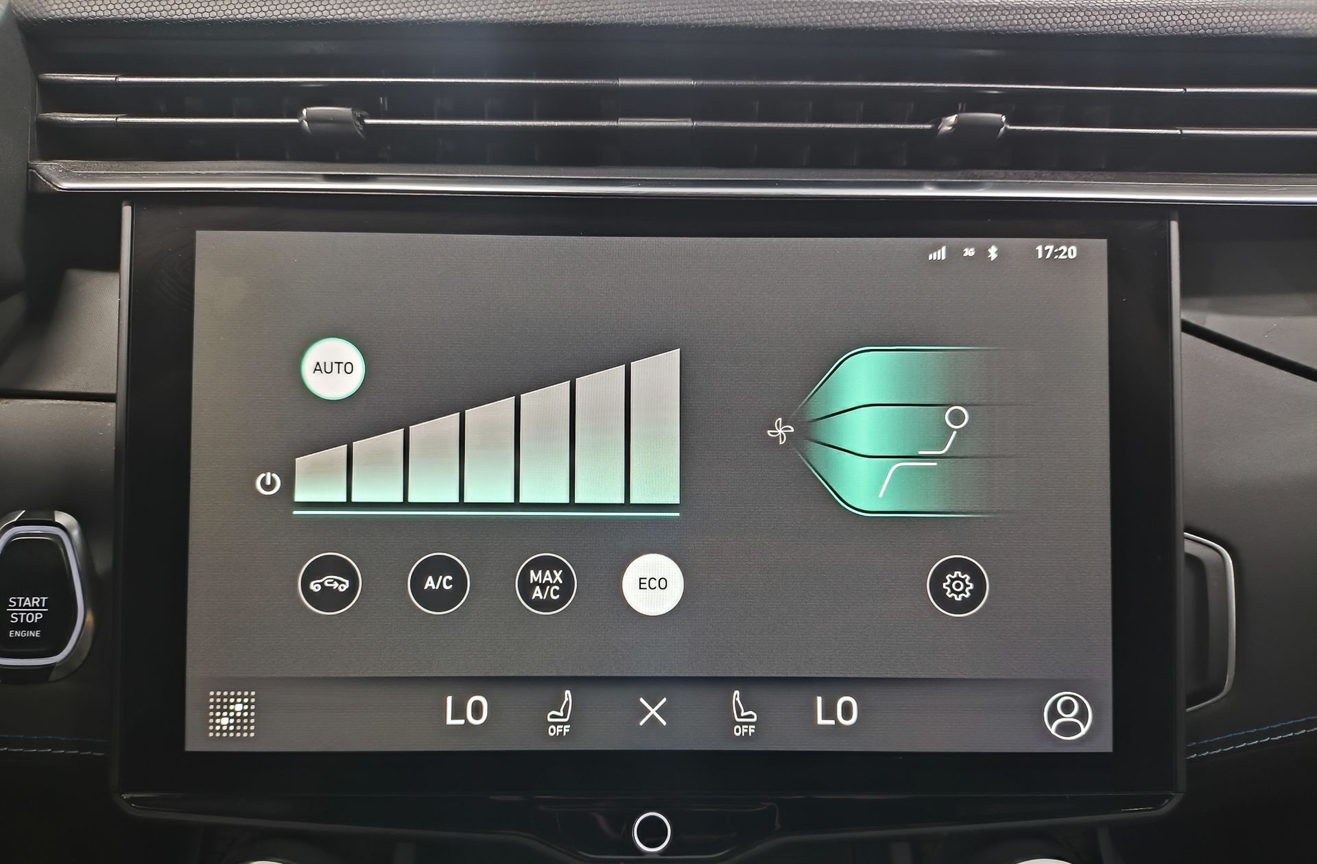 Lynk & Co 01 1.5 PHEV - foto 38