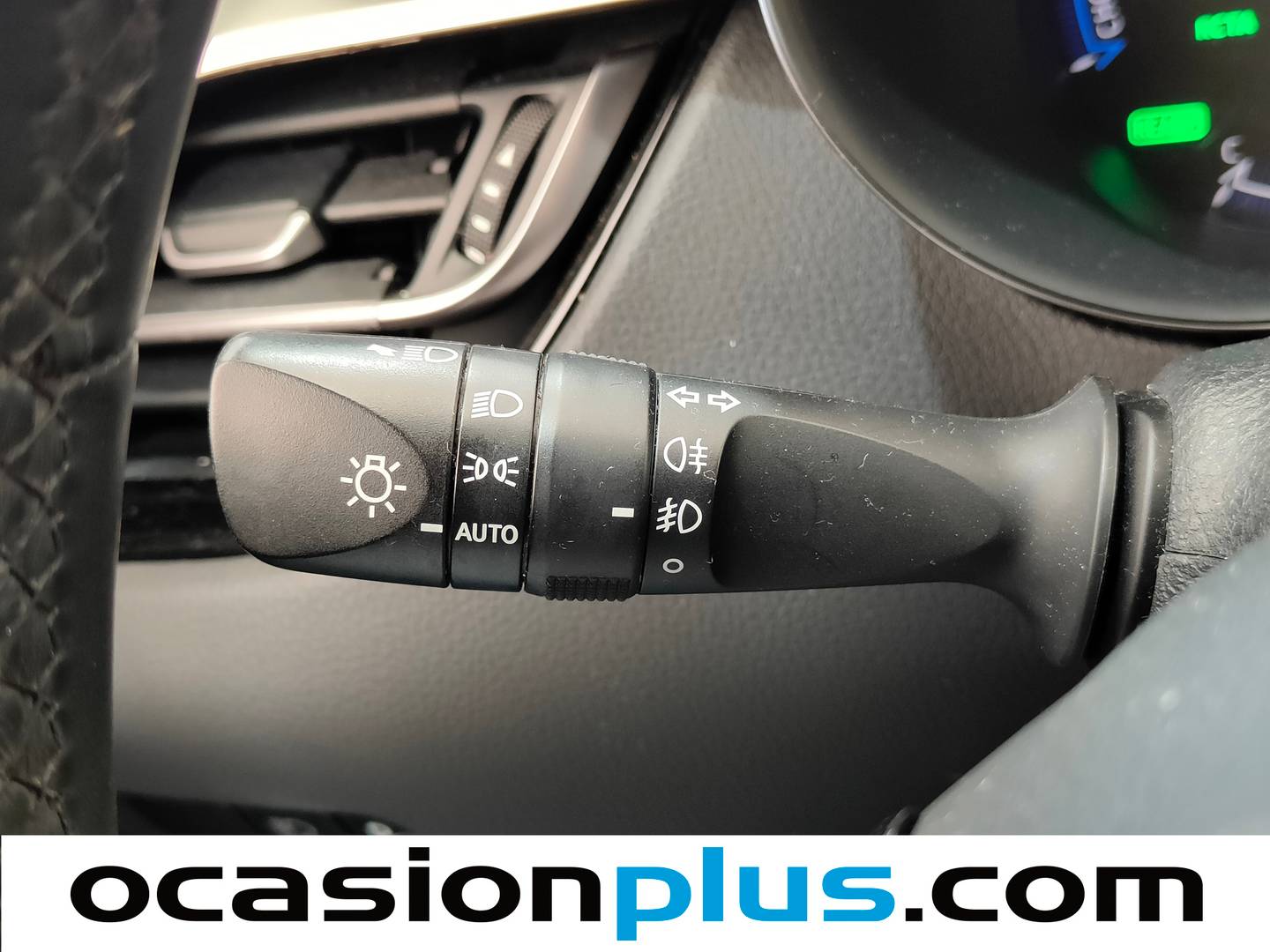 Acabados Toyota C-HR Toyota C-HR 1.8 125H Advance  (122 CV)