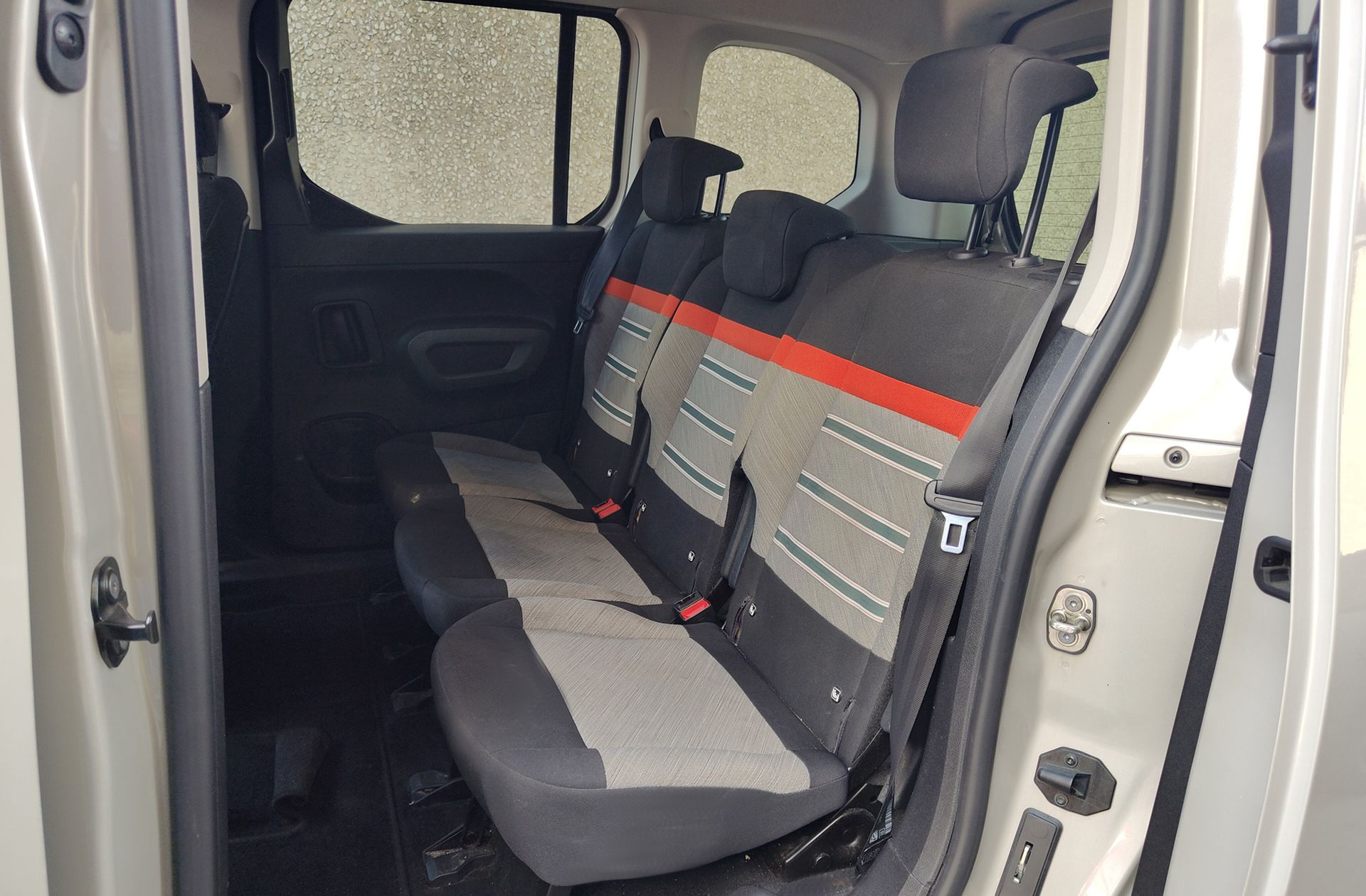 Citroën Berlingo BlueHDi 130 Talla M Shine - foto 12