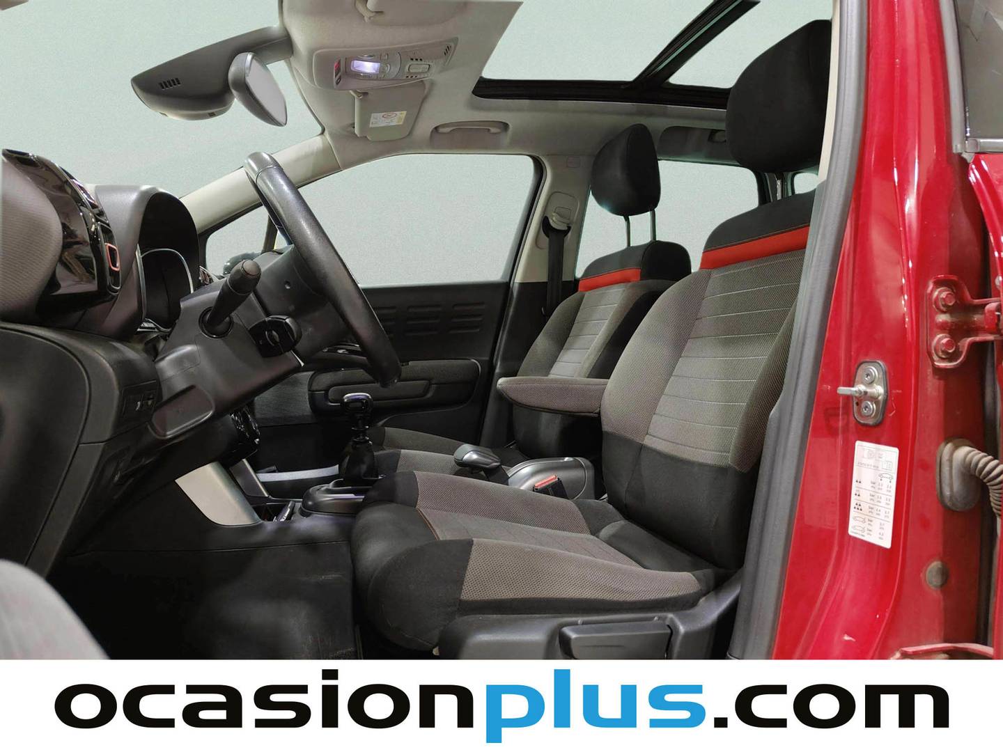 Foto asientos delanteros Citroën C3 Aircross Citroën C3 Aircross PureTech 110 S&S Shine (110 CV)