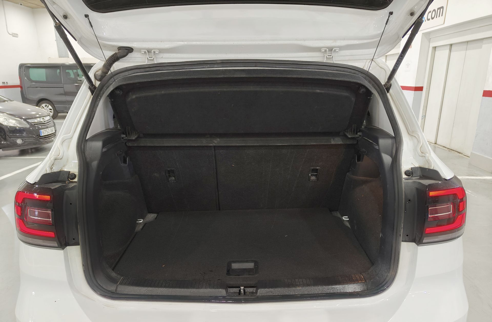 Volkswagen T-Cross Sport 1.5 TSI DSG - foto 16