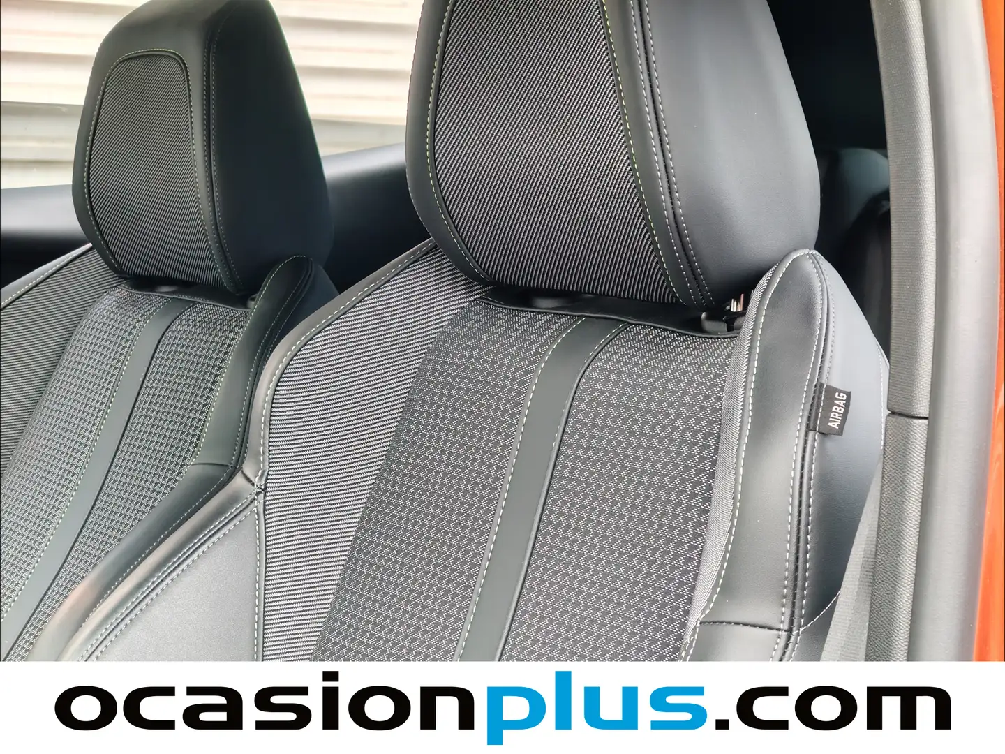 Foto Peugeot 2008 Peugeot 2008 PureTech 130 S&S GT (130 CV)