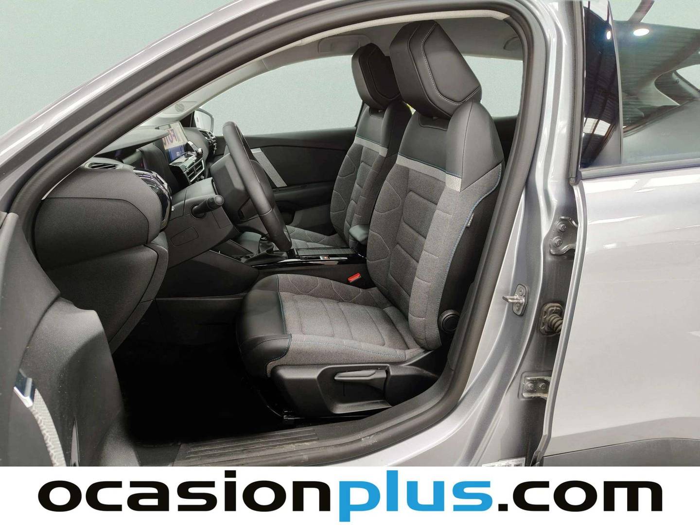 Foto asientos delanteros Citroën C4 Citroen C4 PureTech 130 S&S Plus (131 CV)