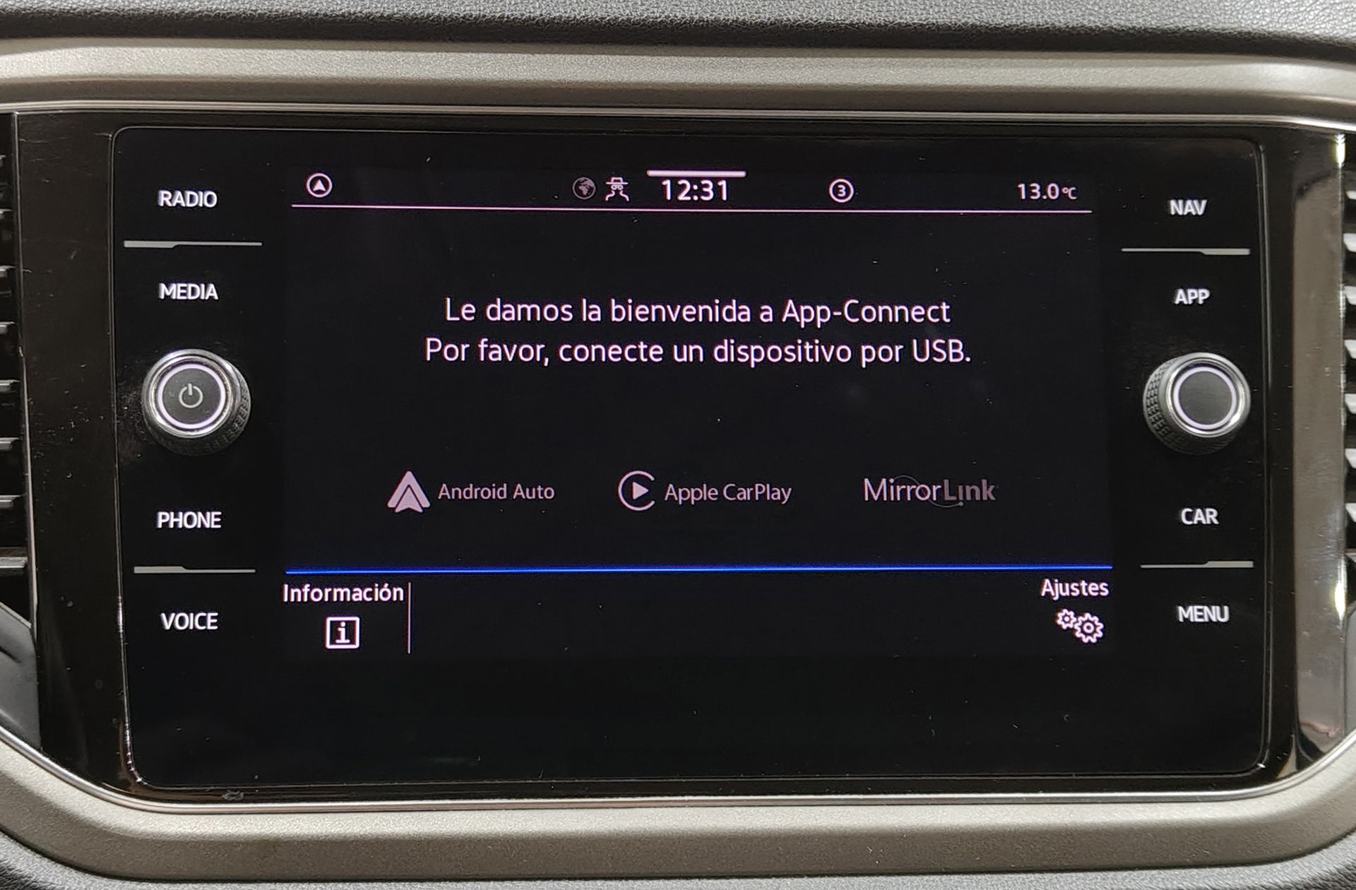 Volkswagen T-Roc Advance 1.5 TSI DSG - foto 7