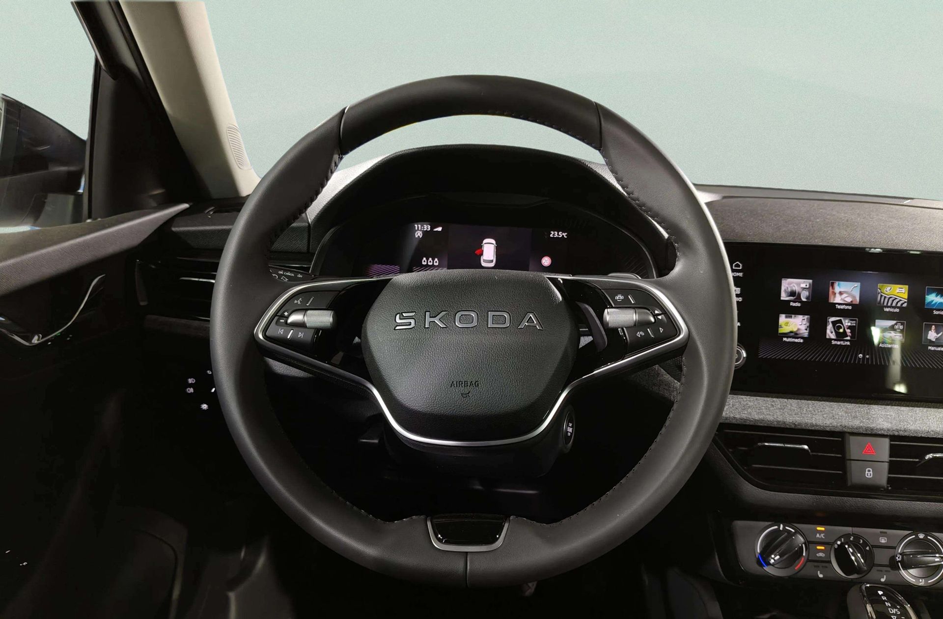 Škoda Kamiq 1.0 TSI Selection DSG - foto 24