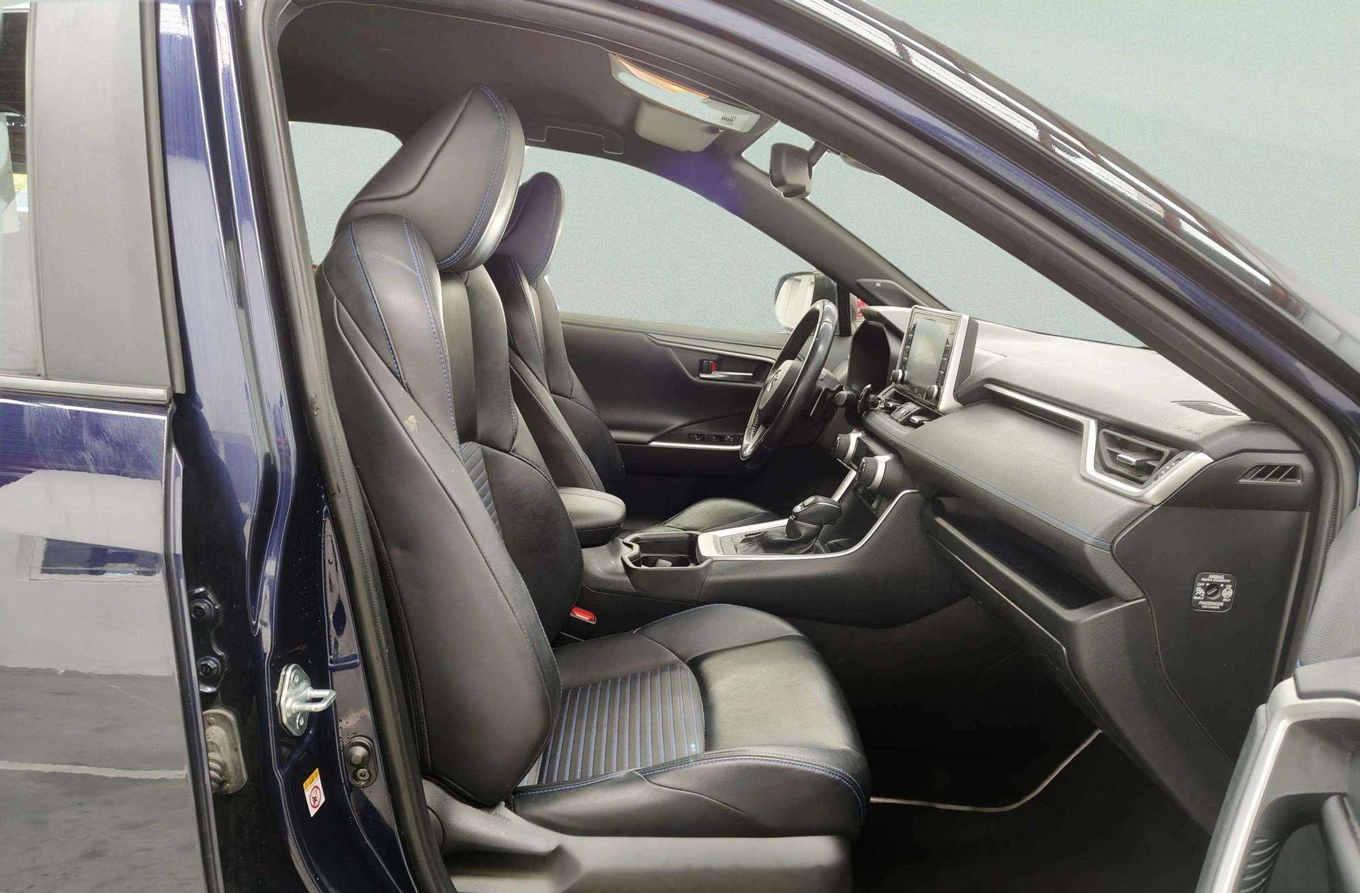 Toyota RAV4 2.5l hybrid Feel! - foto 21