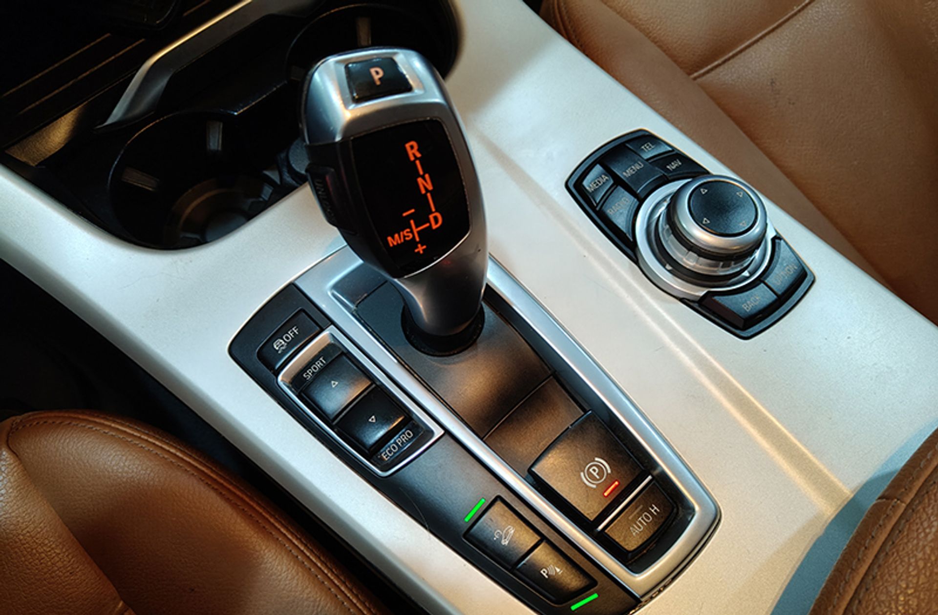 BMW X4 xDrive20d - foto 5