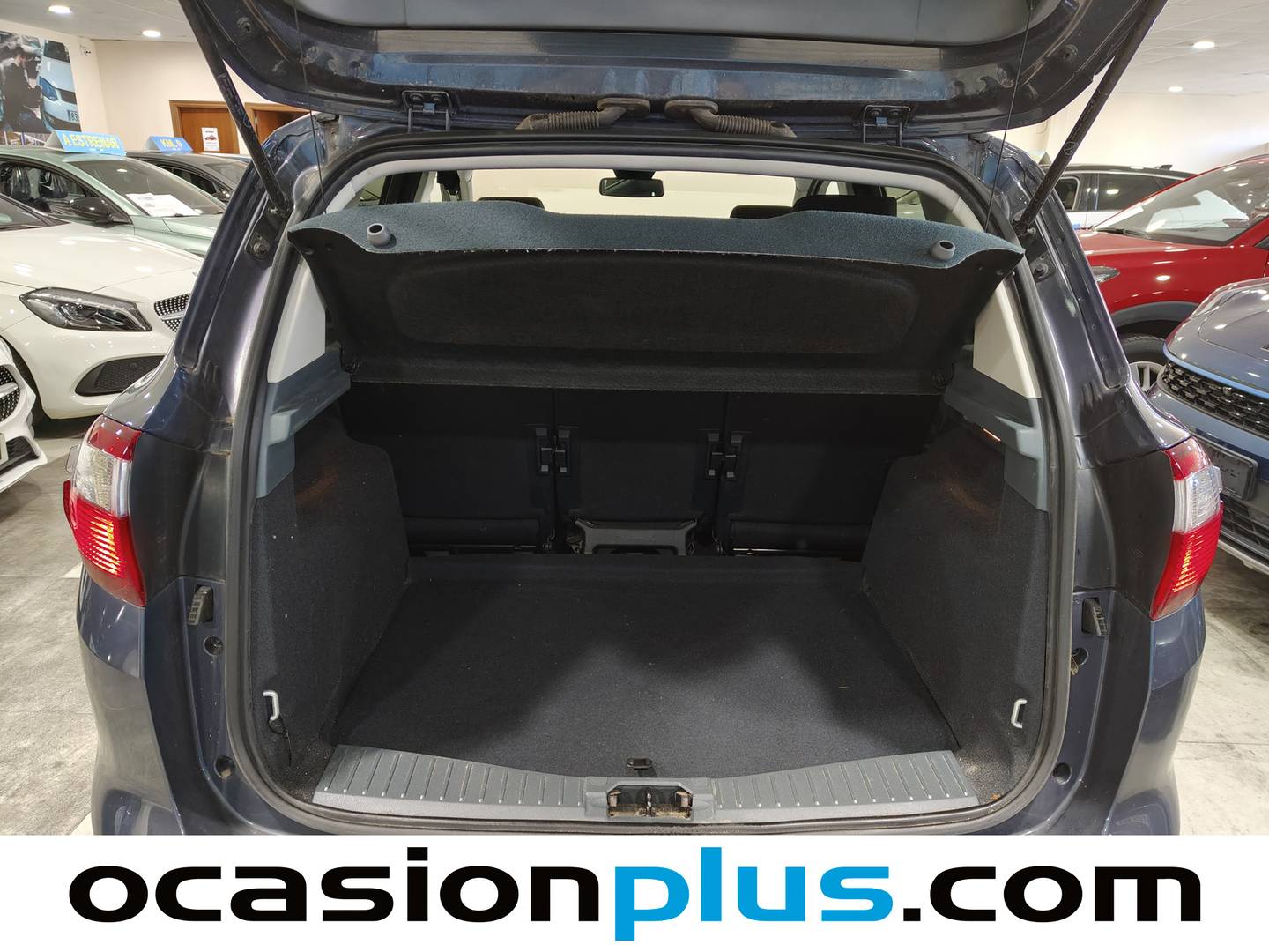 Foto Ford C-Max Ford C-Max 1.0 EcoBoost S&S Titanium (125 CV)