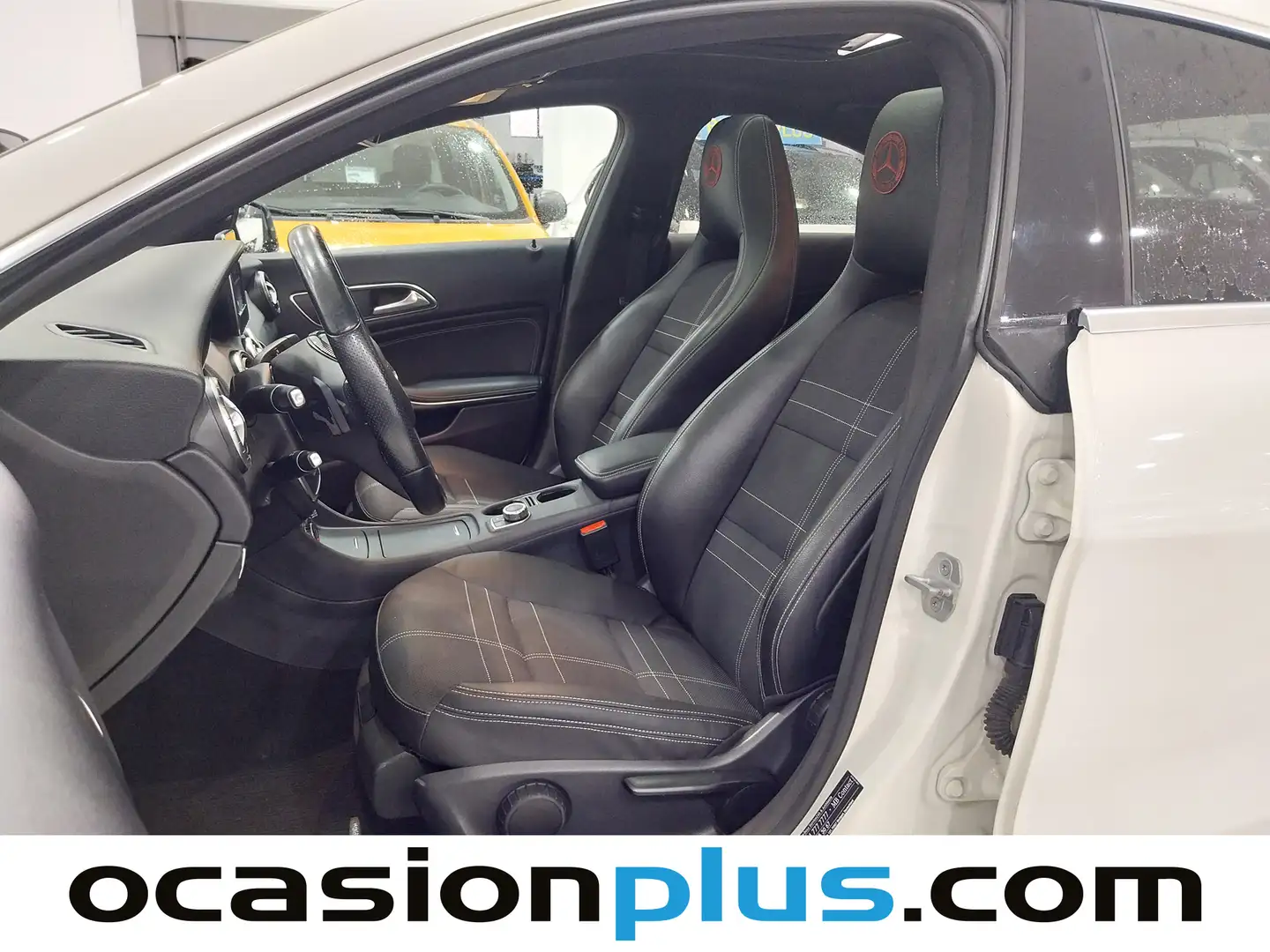 Foto Mercedes CLA Mercedes-Benz CLA 200 CDI (136 CV)