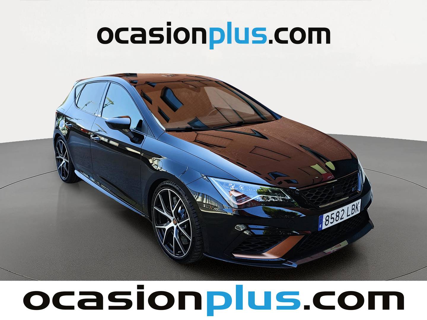 Foto delantera Seat León Seat León 2.0 TSI S&S Cupra DSG (290 CV) derecha