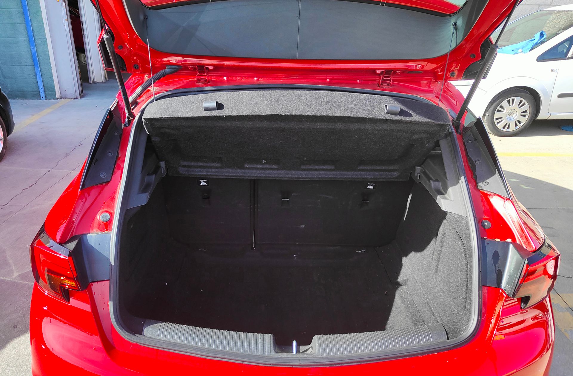 Opel Astra 1.4 Turbo Dynamic - foto 14