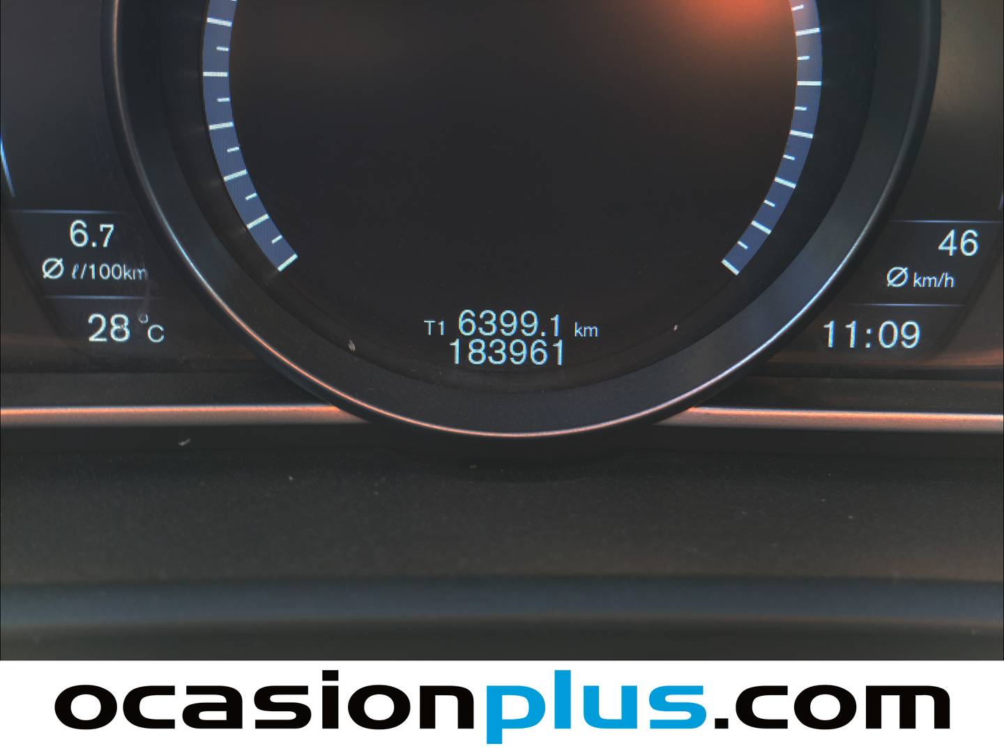 Foto Volvo V40 Volvo V40 D3 Momentum (150 CV)