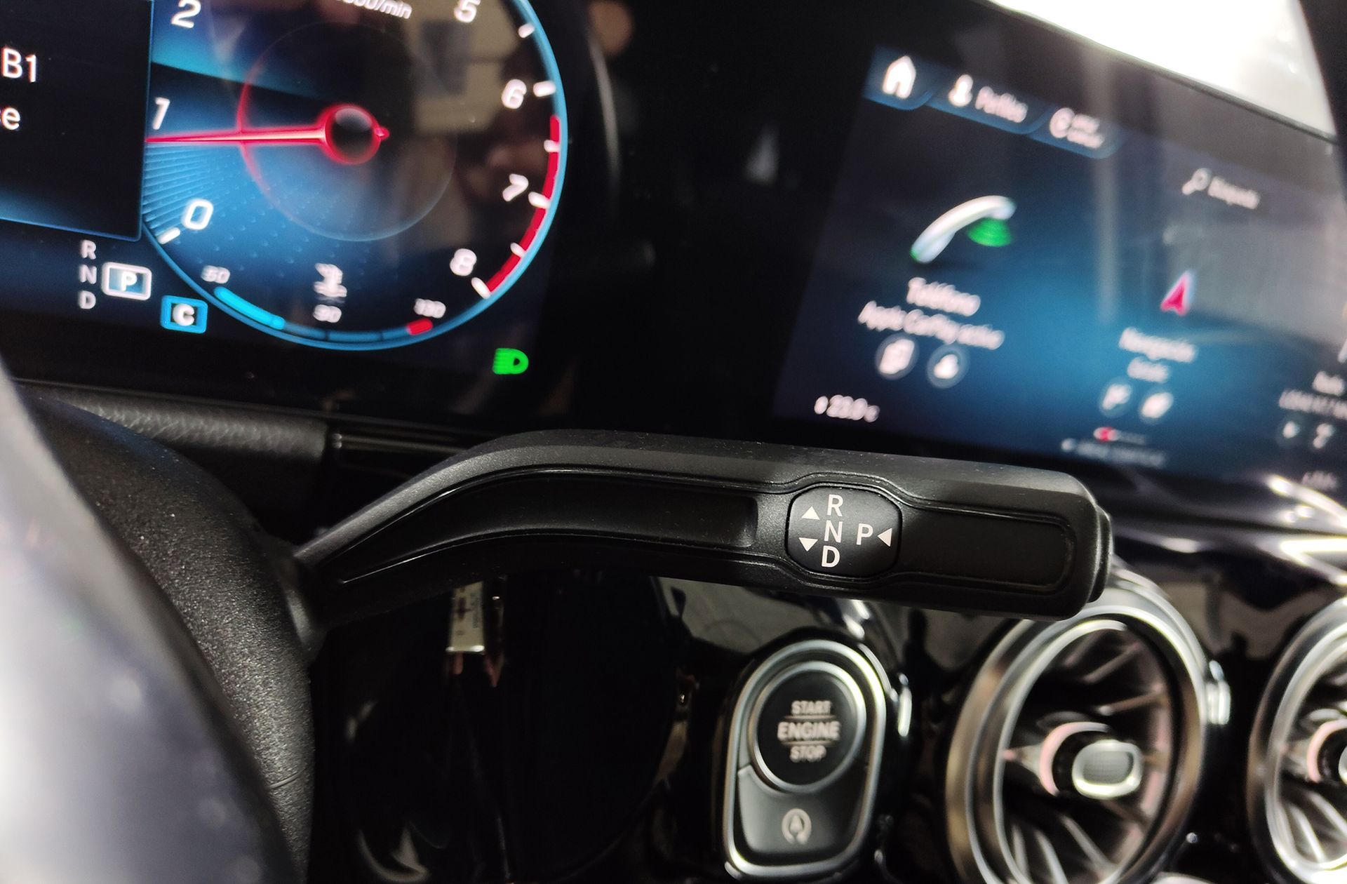 Mercedes-Benz GLA 200 - foto 31