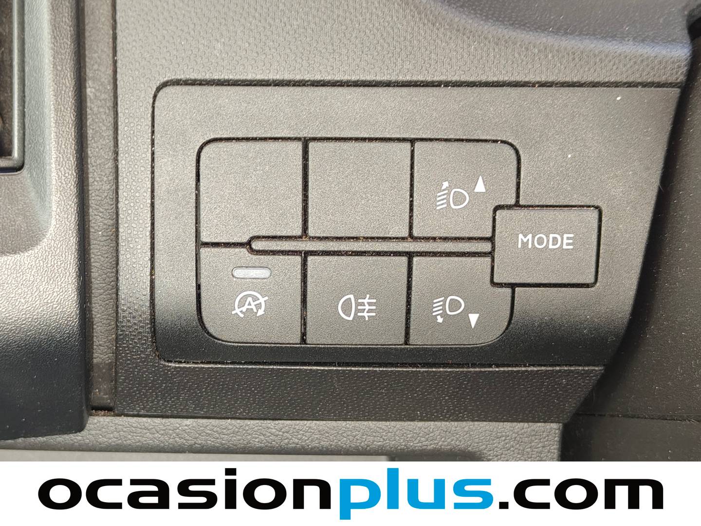 Equipamiento del Peugeot Boxer Peugeot Boxer Furgon BlueHDi 140 S&S 335 L3H2 (140 CV)