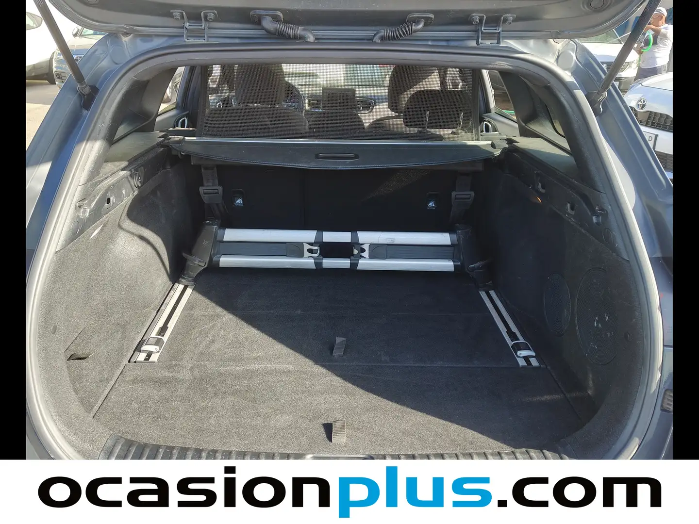 Foto KIA Ceed Kia Ceed 1.6 CRDi GT Line DCT (136 CV)