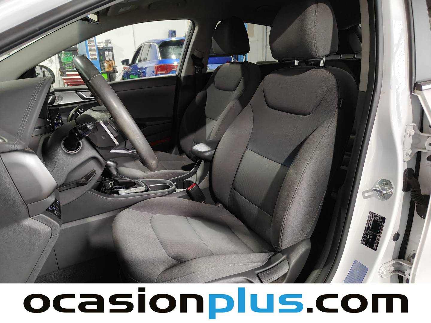 Foto Hyundai IONIQ Hyundai Ioniq 1.6 GDI HEV Tecno DCT (141 CV)