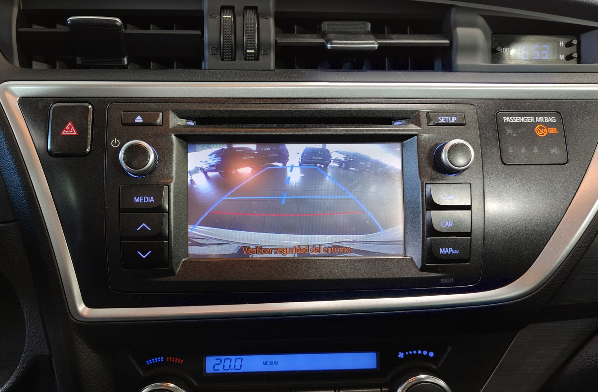 Toyota Auris 130 Touring Sports Active - foto 7