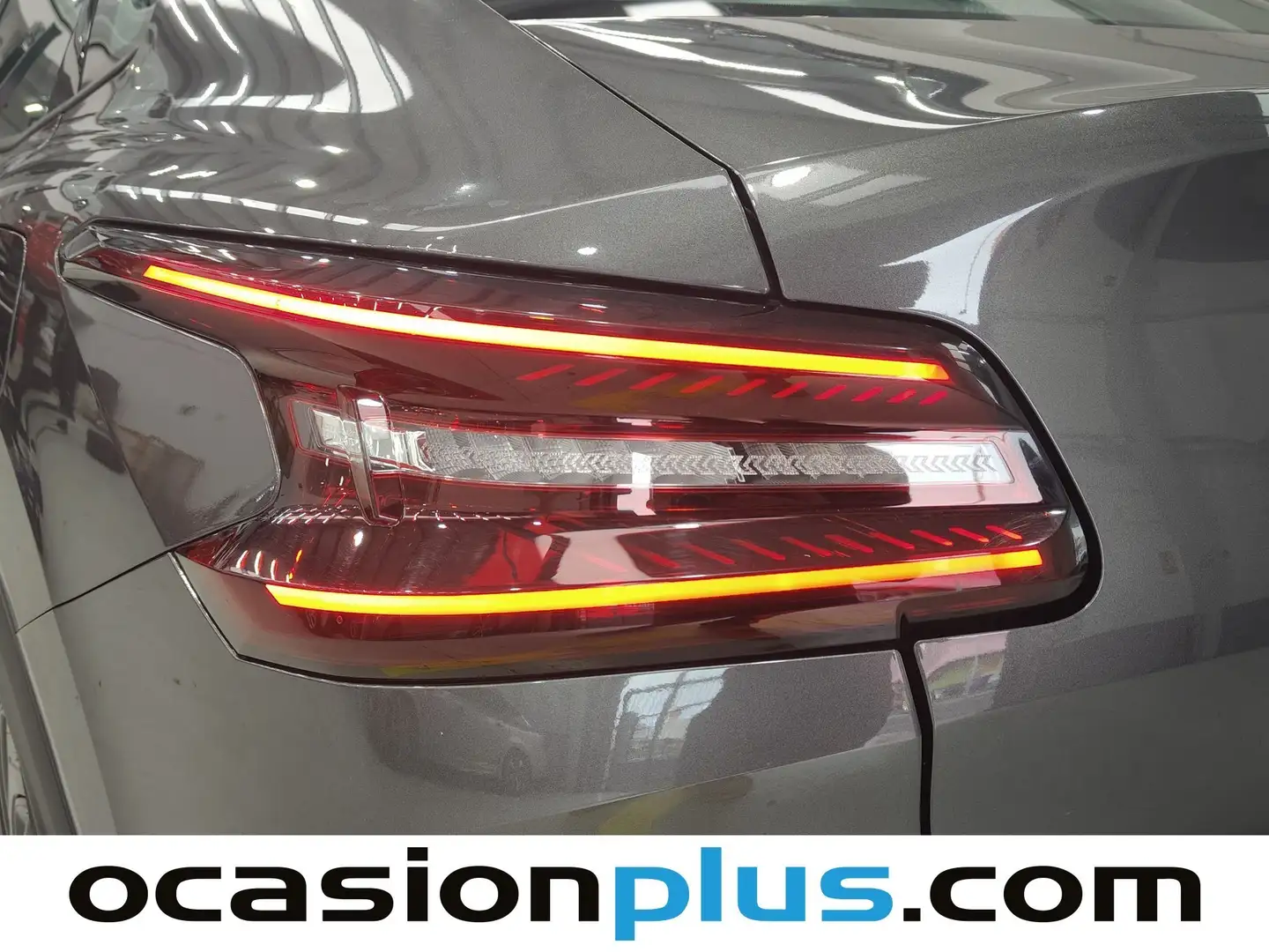 Foto Citroën C4 X Citroen C4 X PureTech 130 S&S Plus EAT8 (131 CV)