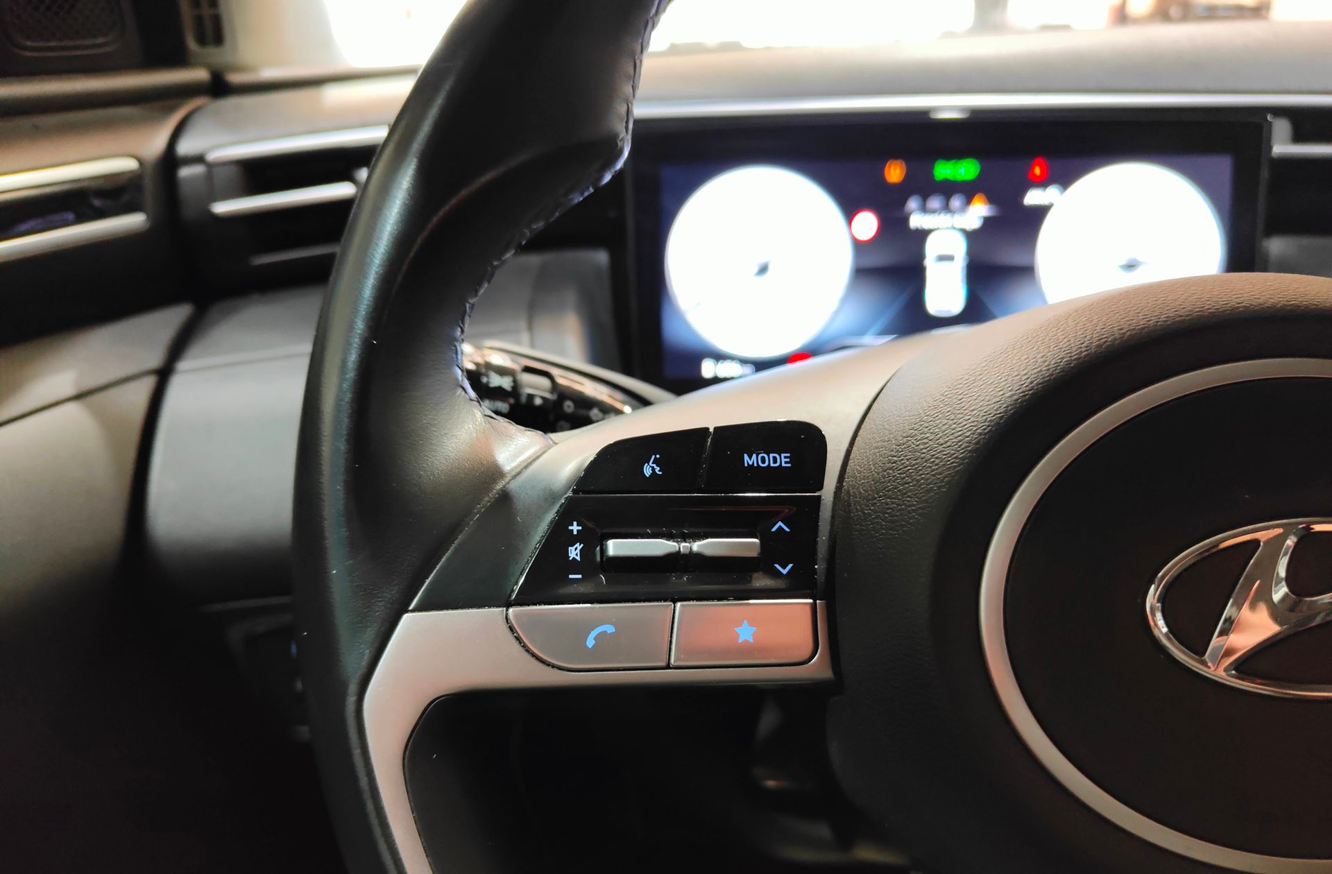 Hyundai Tucson 1.6 CRDi Maxx - foto 23