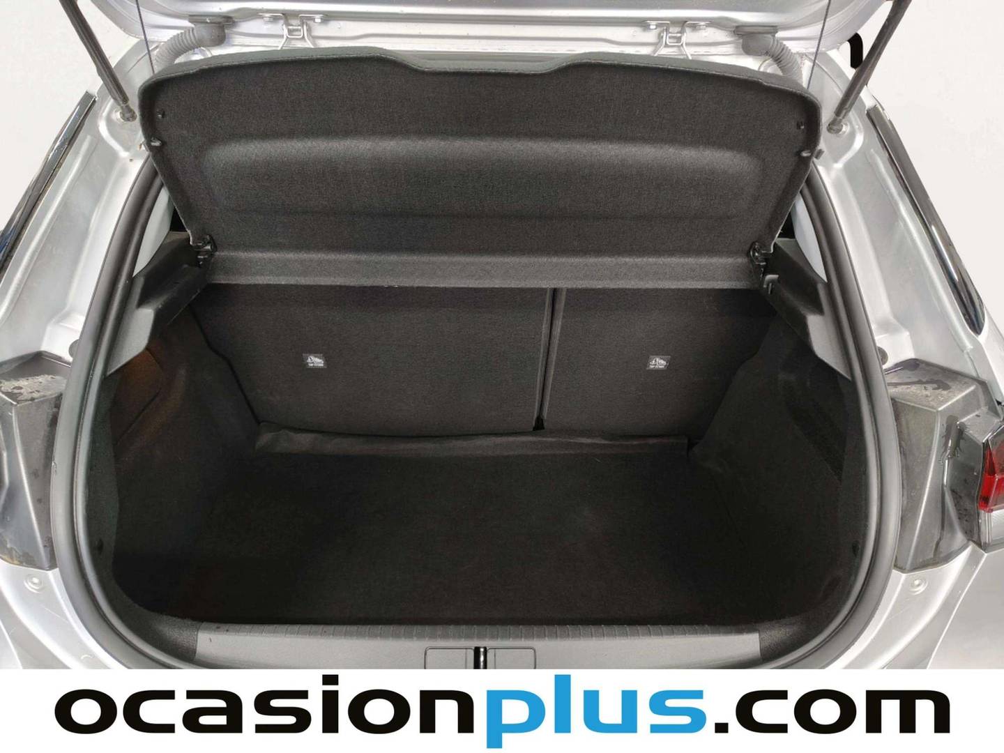 Fotos maletero Opel Corsa Opel Corsa 1.2 XEL Edition (75 CV)