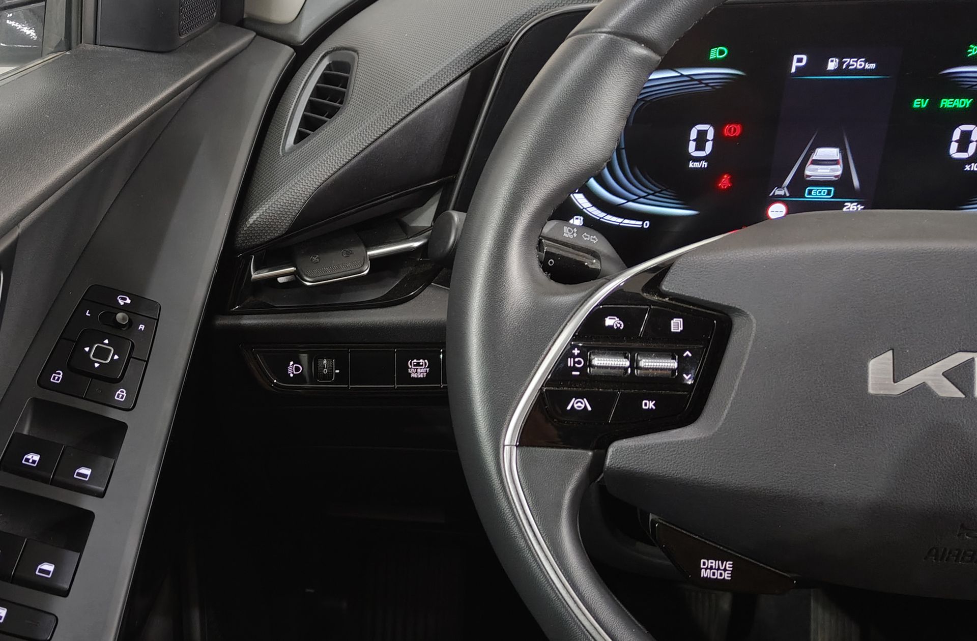 Kia Niro 1.6 GDi HEV Concept - foto 24