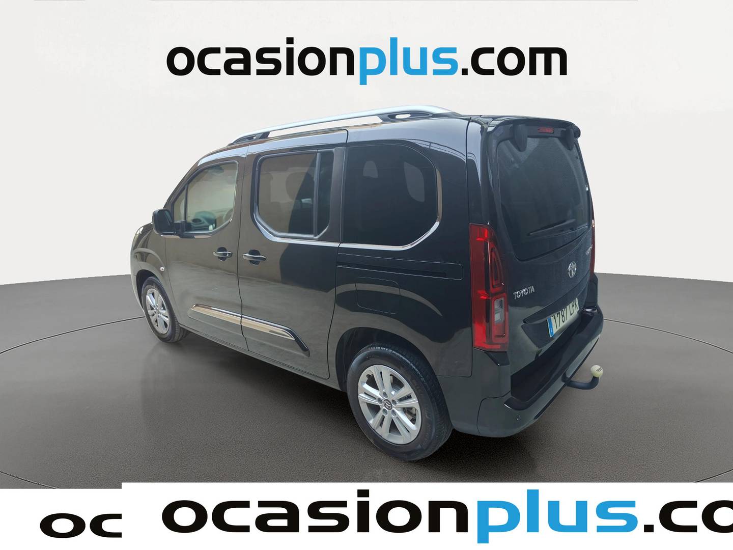 Foto trasera Toyota Proace City Verso Toyota Proace City Verso 1.2 Family Active L1 5 Plazas (110 CV) derecha
