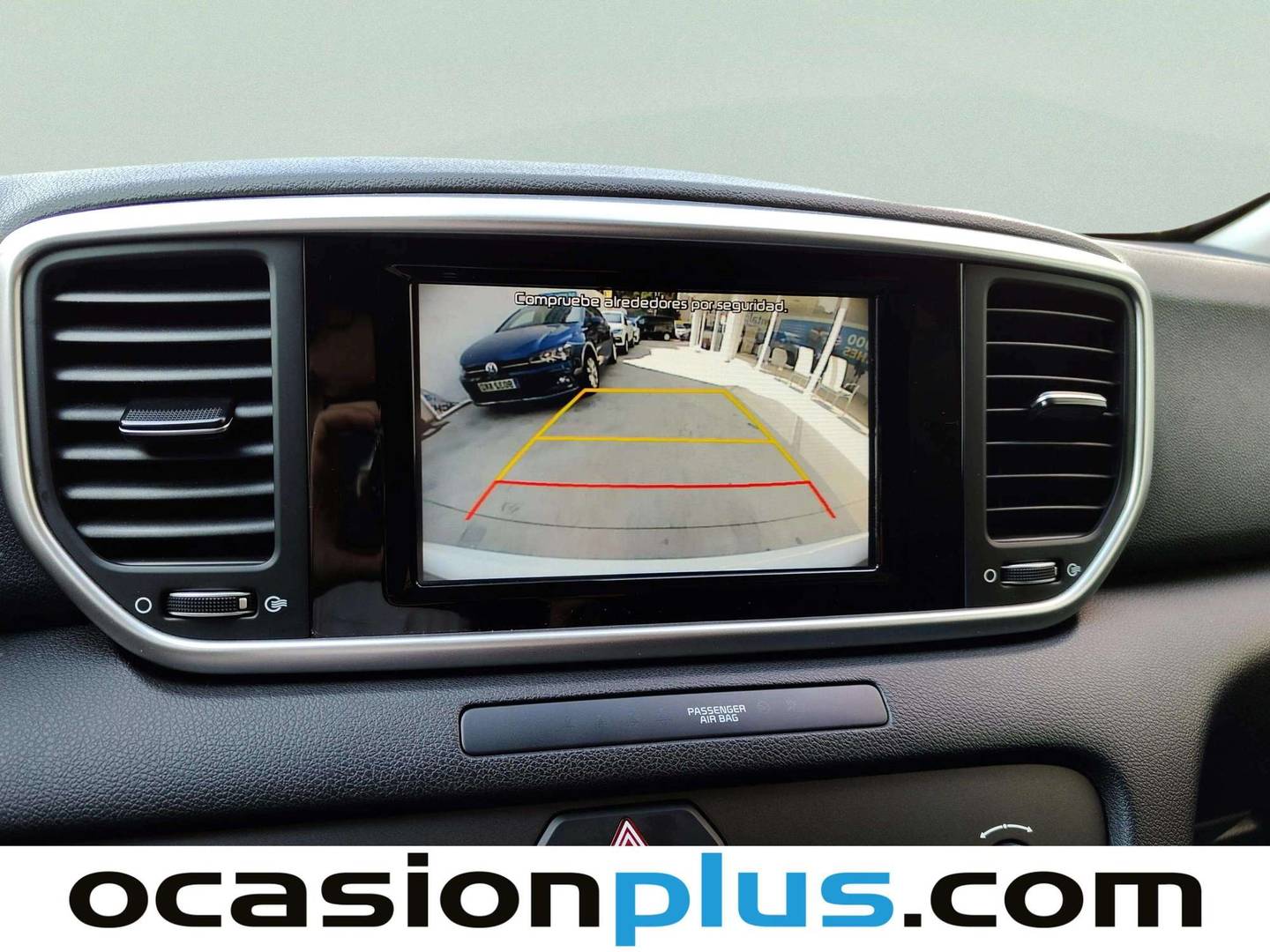 Equipamiento del KIA Sportage KIA Sportage 1.6 GDi Concept Plus 4x2 (132 CV)