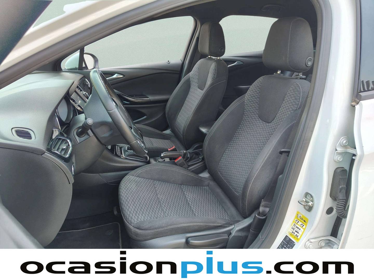 Foto asientos delanteros Opel Astra Opel Astra 1.6 CDTi S&S Dynamic (160 CV)