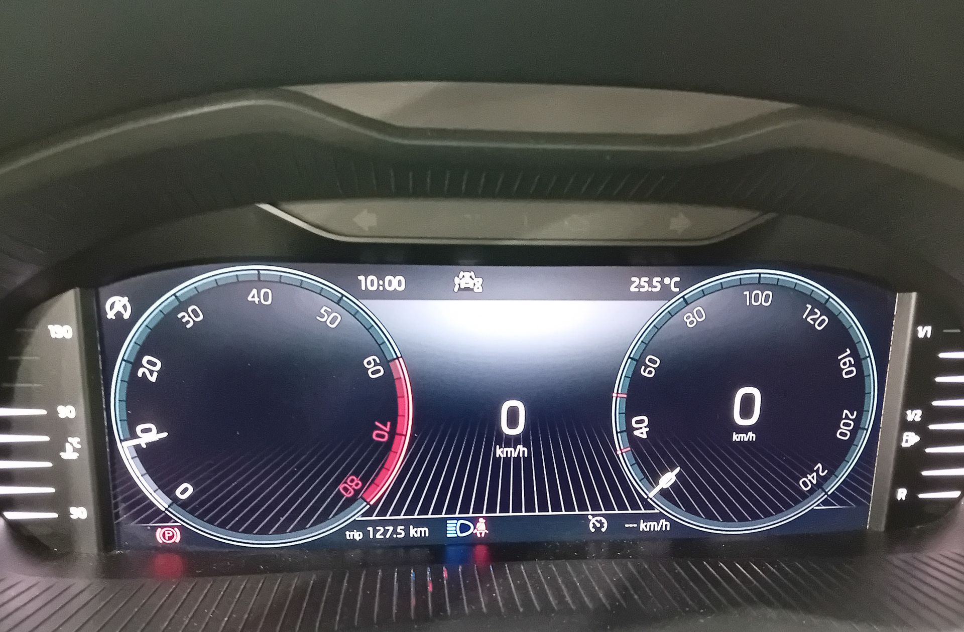 Škoda Kamiq 1.0 TSI Scout - foto 23