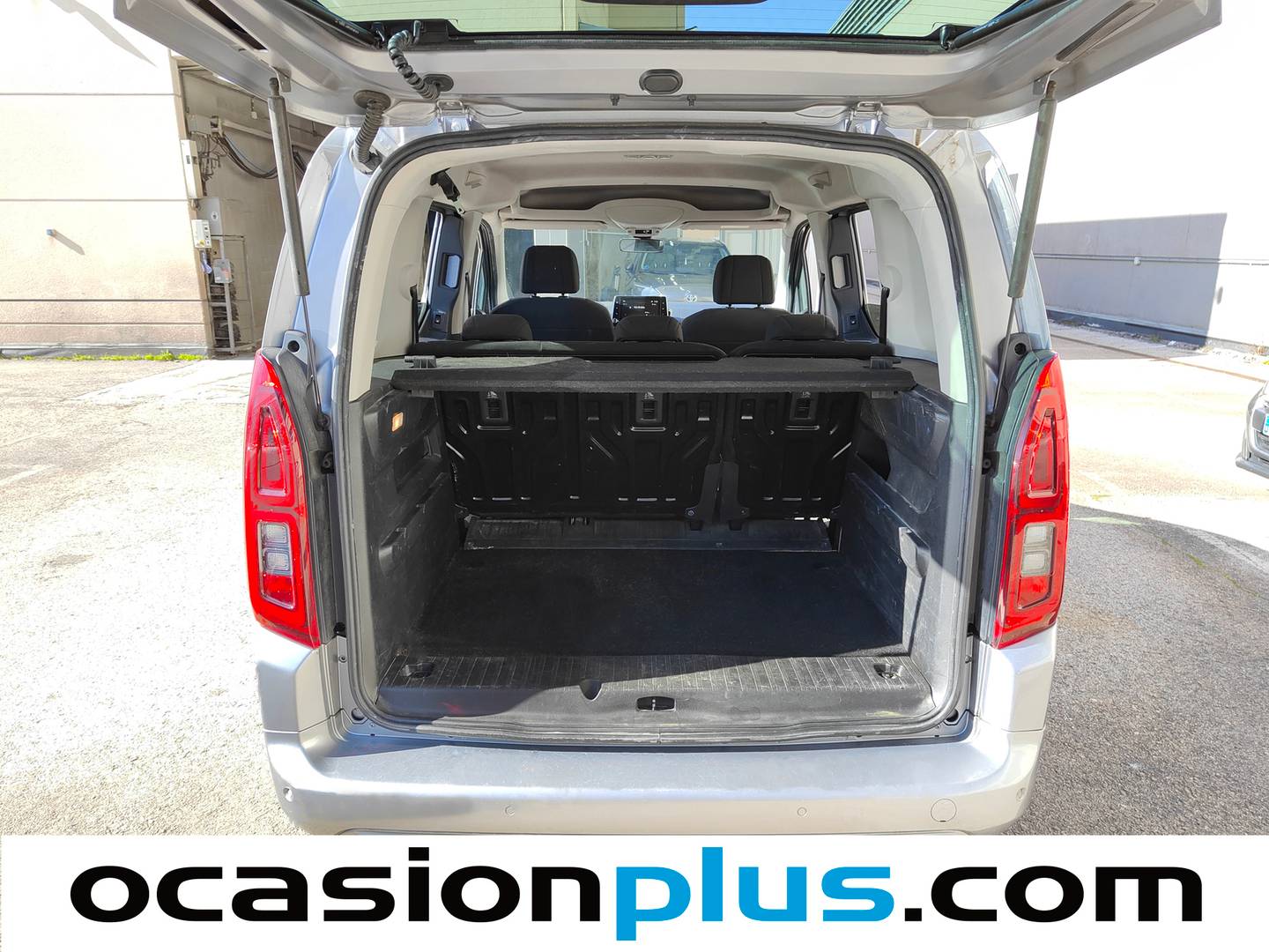 Fotos maletero Opel Combo Life Opel Combo Life 1.5 TD S&S Selective L (102 CV)