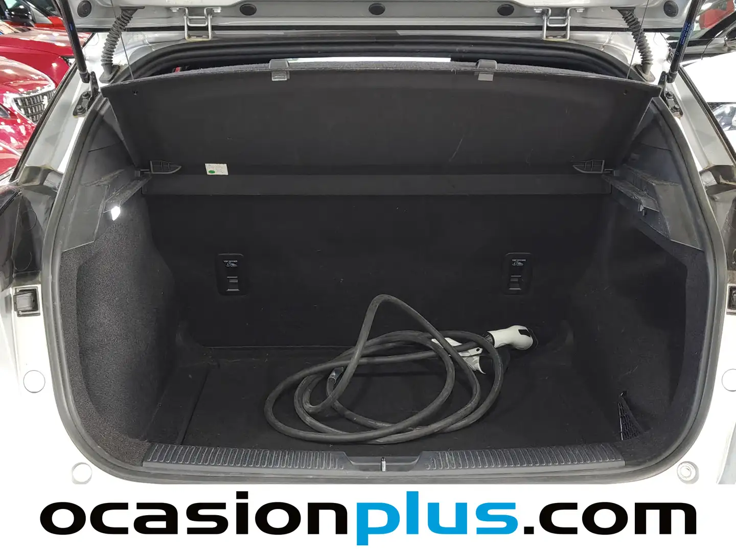 Foto MG MG4 MG MG4 51kWh Standard (170 CV)