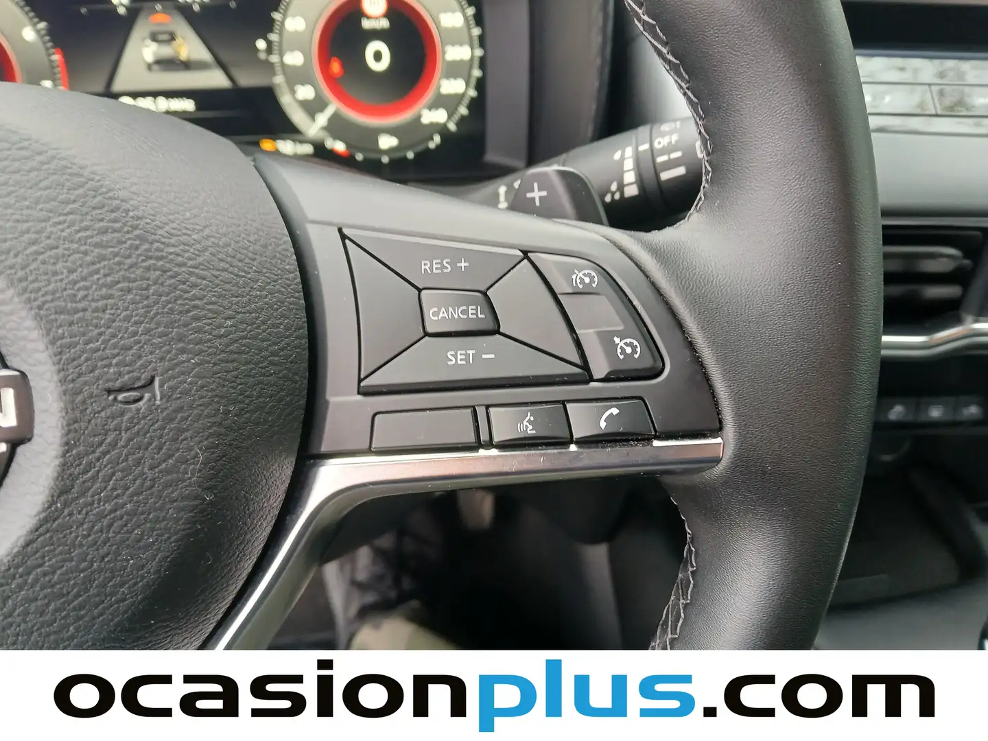 Foto Nissan JUKE Nissan Juke DIG-T N-Connecta 4x2 DCT (114 CV)