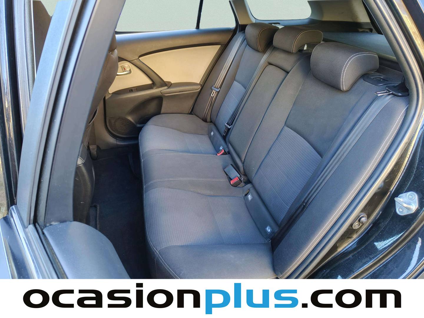 Foto Toyota Avensis Toyota Avensis 150D Touring Sports Business Advance (143 CV)