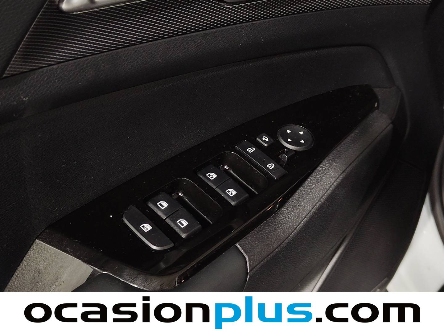 Foto KIA Sportage Kia Sportage 1.6 T-GDi HEV Drive 4x2  (215 CV)