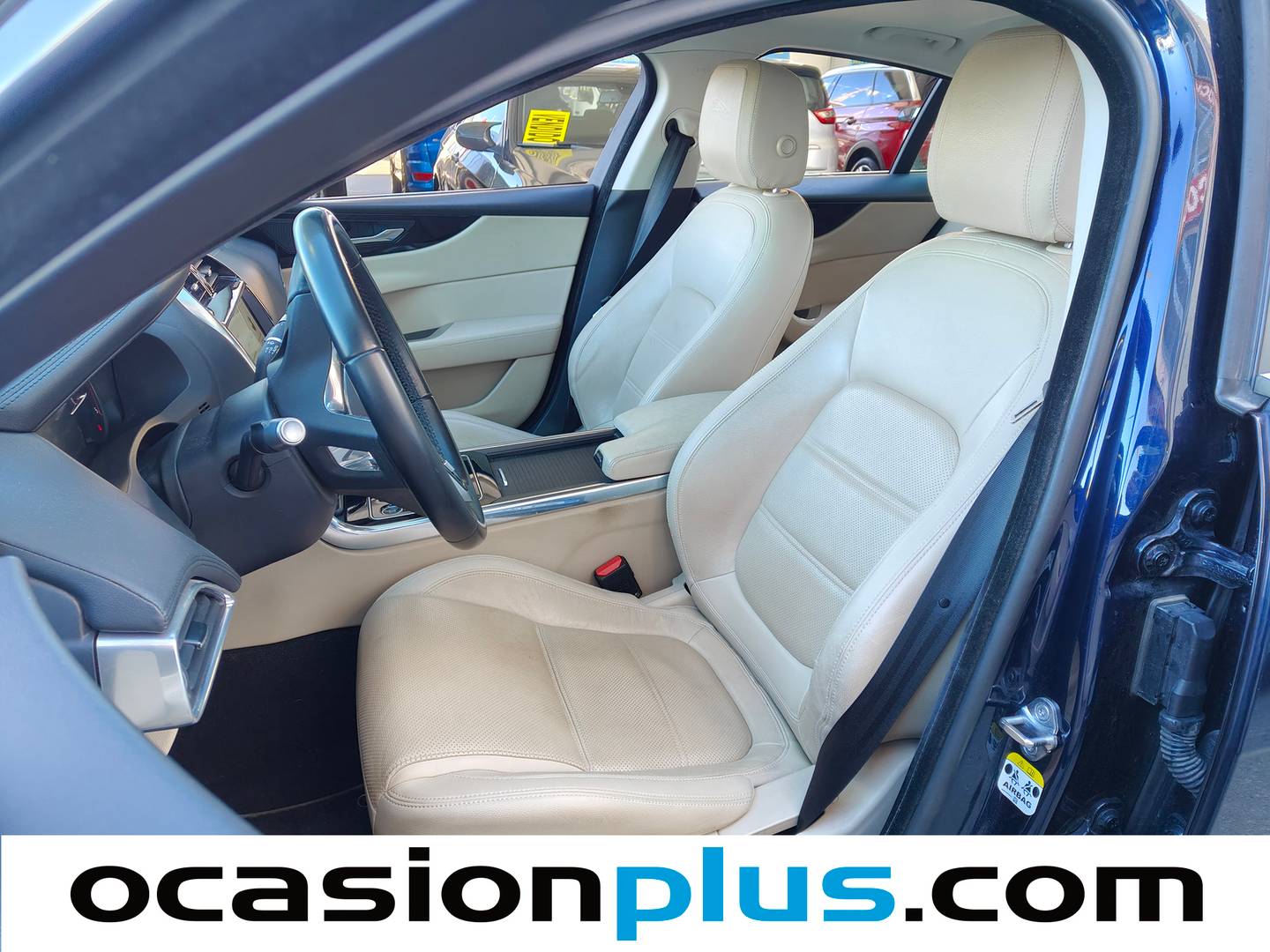Foto asientos delanteros Jaguar XE Jaguar XE 2.0D I4 S RWD Auto (180 CV)
