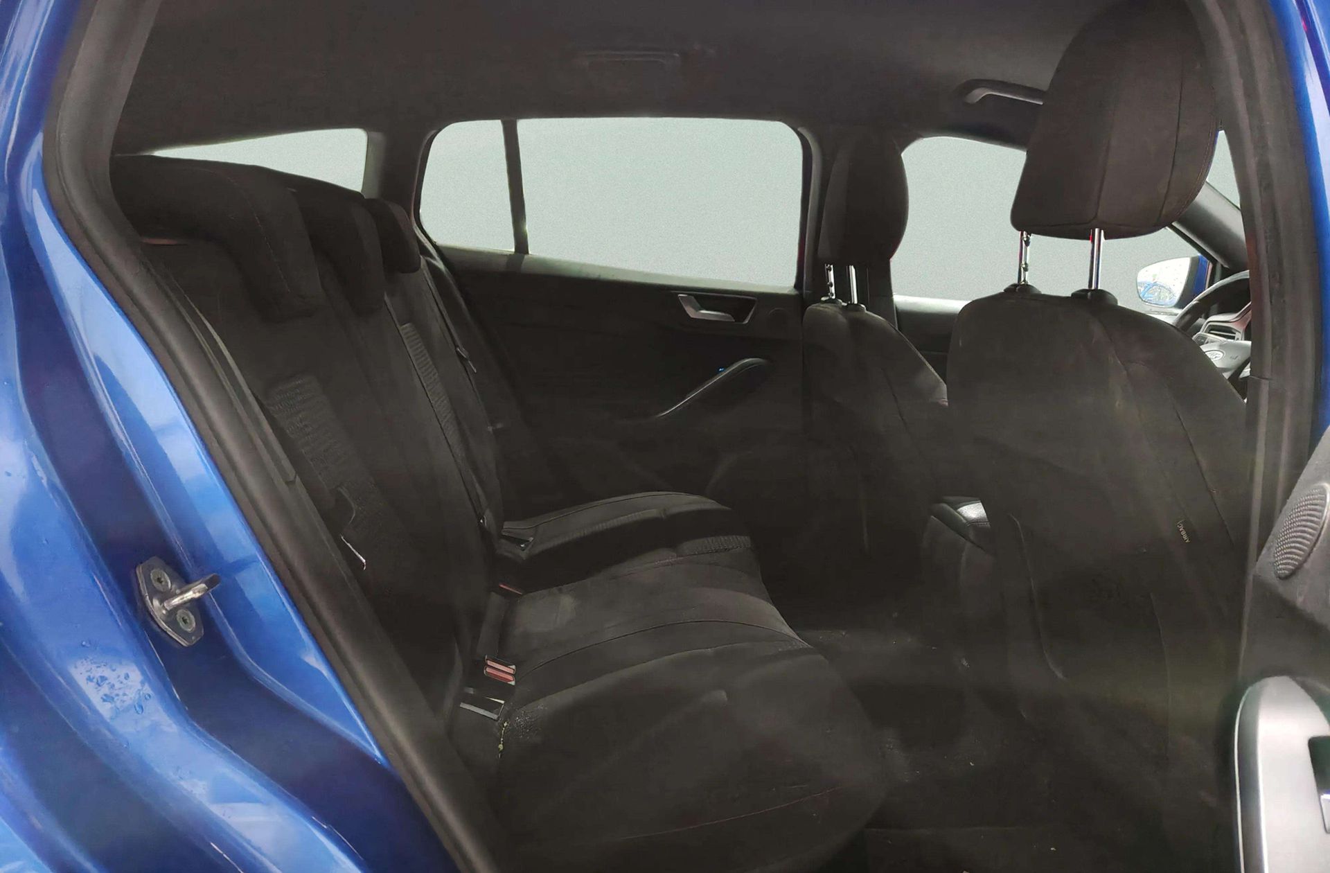 Ford Focus 1.0 EcoBoost ST-Line - foto 19